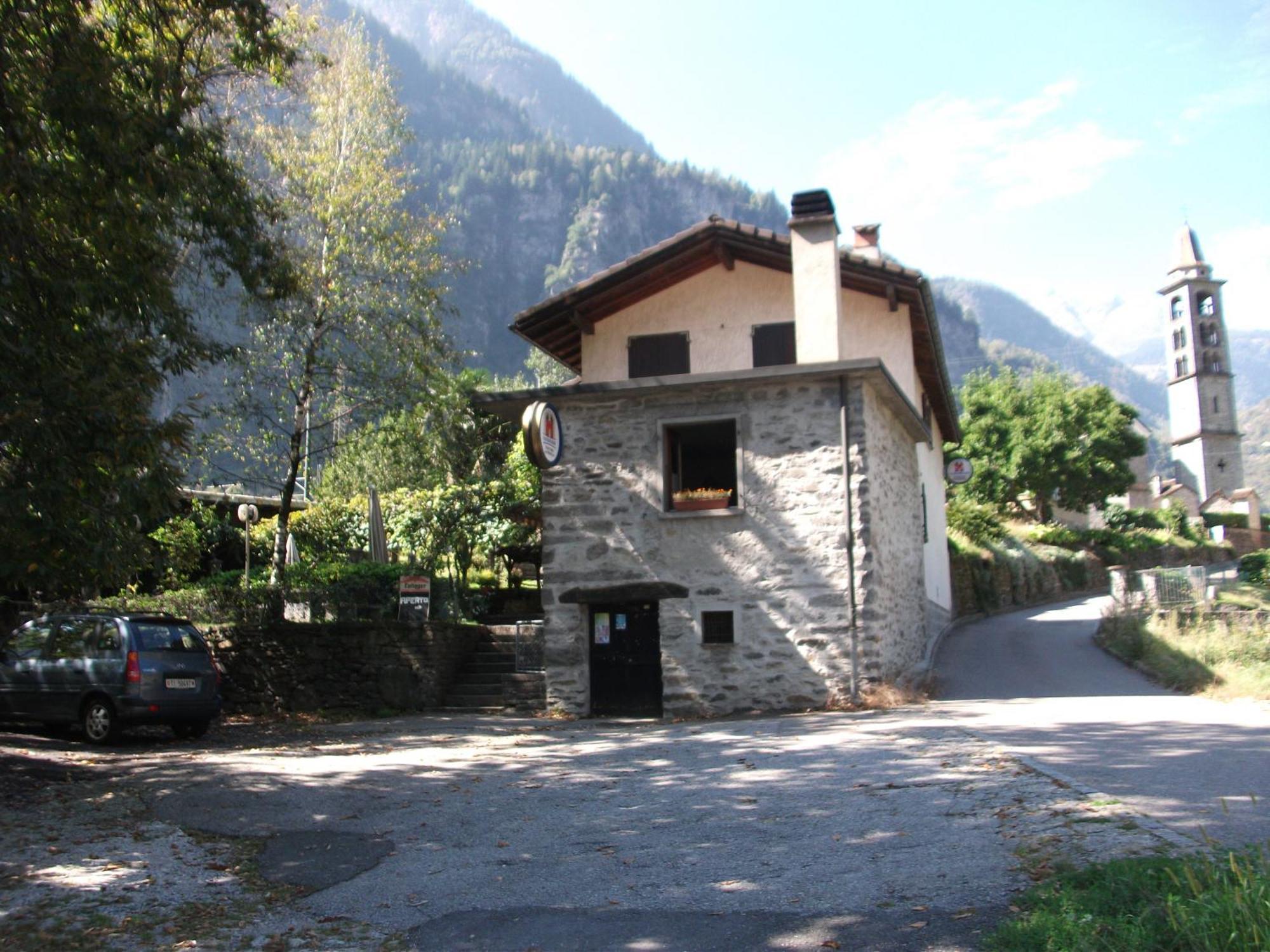 Bed and Breakfast Grotto Pergola Giornico Екстер'єр фото